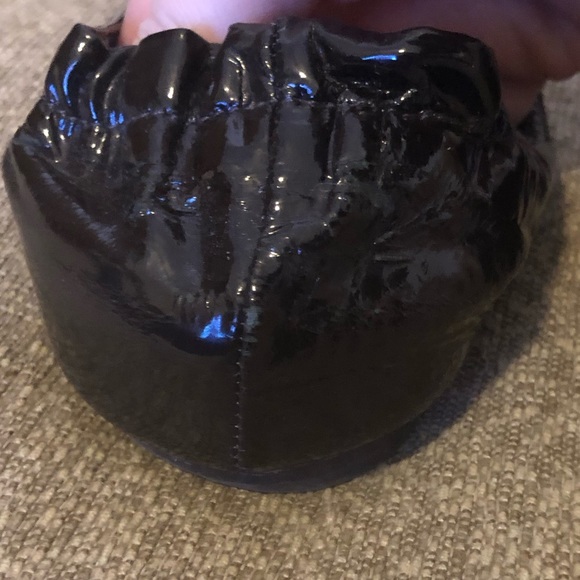 Tory Burch Rare Patent Ballet Flats SZ 5.5 - Picture 10 of 12